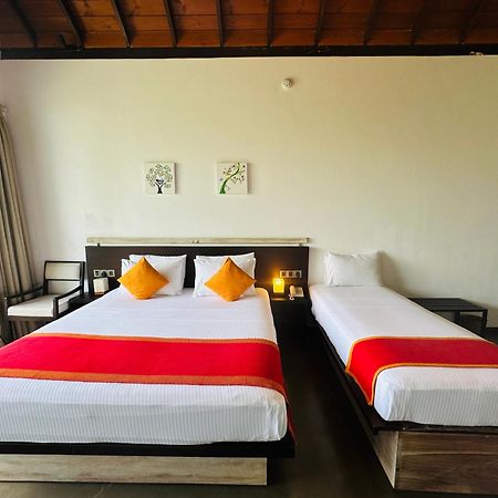 Moi Koggala By Dbi - Free Drop Off To The Beach Habaraduwa Exterior photo