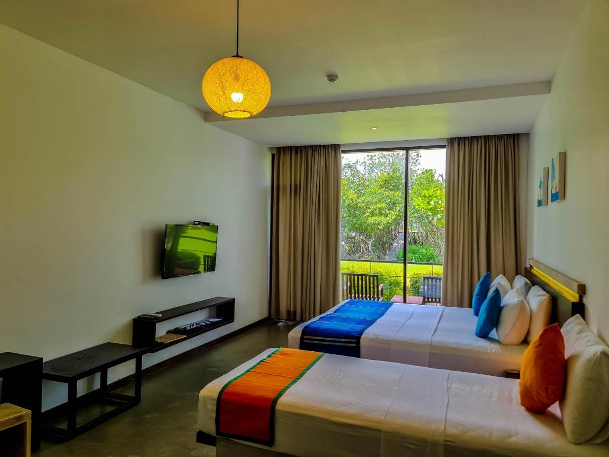 Moi Koggala By Dbi - Free Drop Off To The Beach Habaraduwa Exterior photo